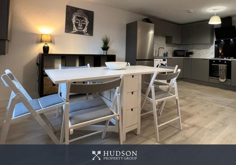 Open Plan Townhouse In